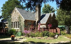 Rock Cottage Gardens B&B